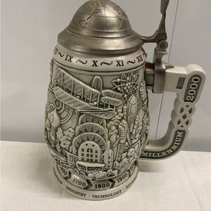 Avon 1999- 1000 years of history  millennium stein